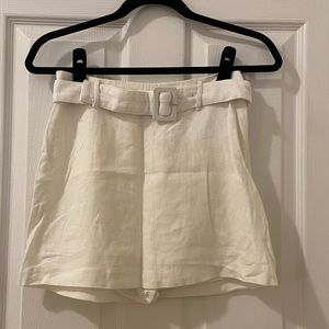 White linen skirt with belt. Size S. *Brand new with tags*